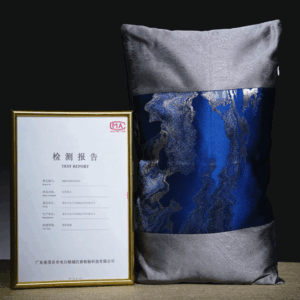 Hot sale, good reputation. 1500g Hainan old material agarwood is selected as the pillow core, the fragrance is mellow and lasting. Relieve mental stress and enjoy a relaxing and pleasant sleep.
